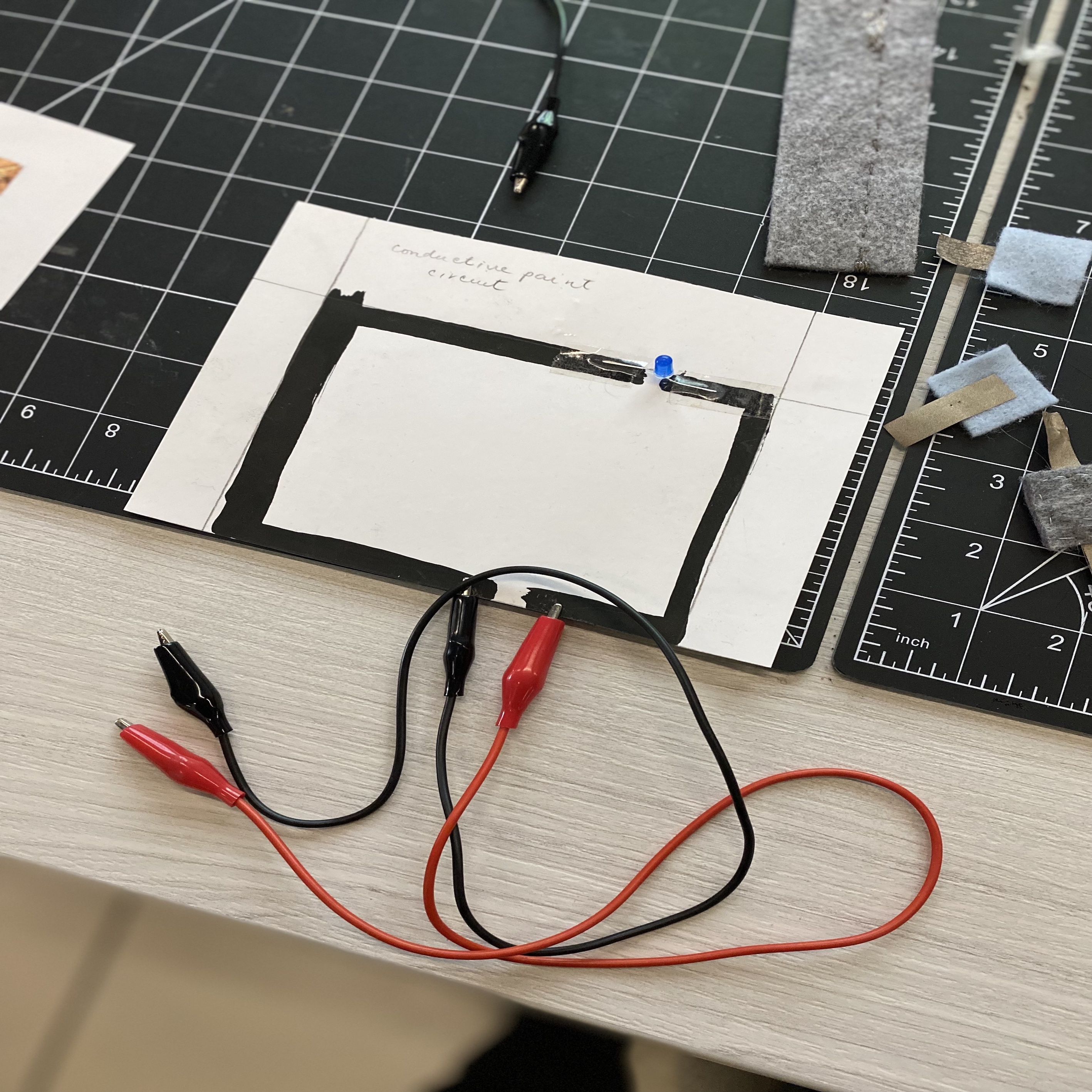 Research on circuit devices made of conductive paint materials