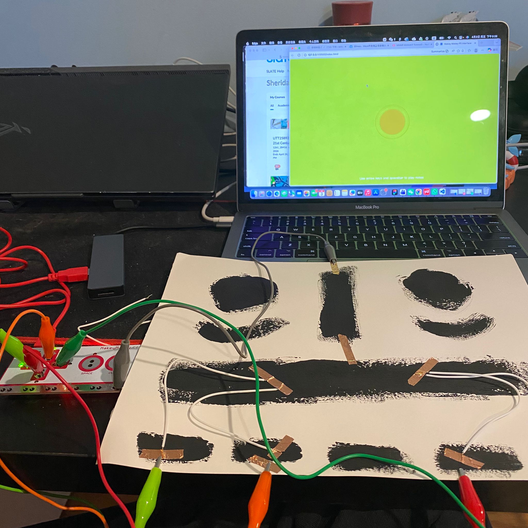 I tried different connection methods and then observed the reactions.