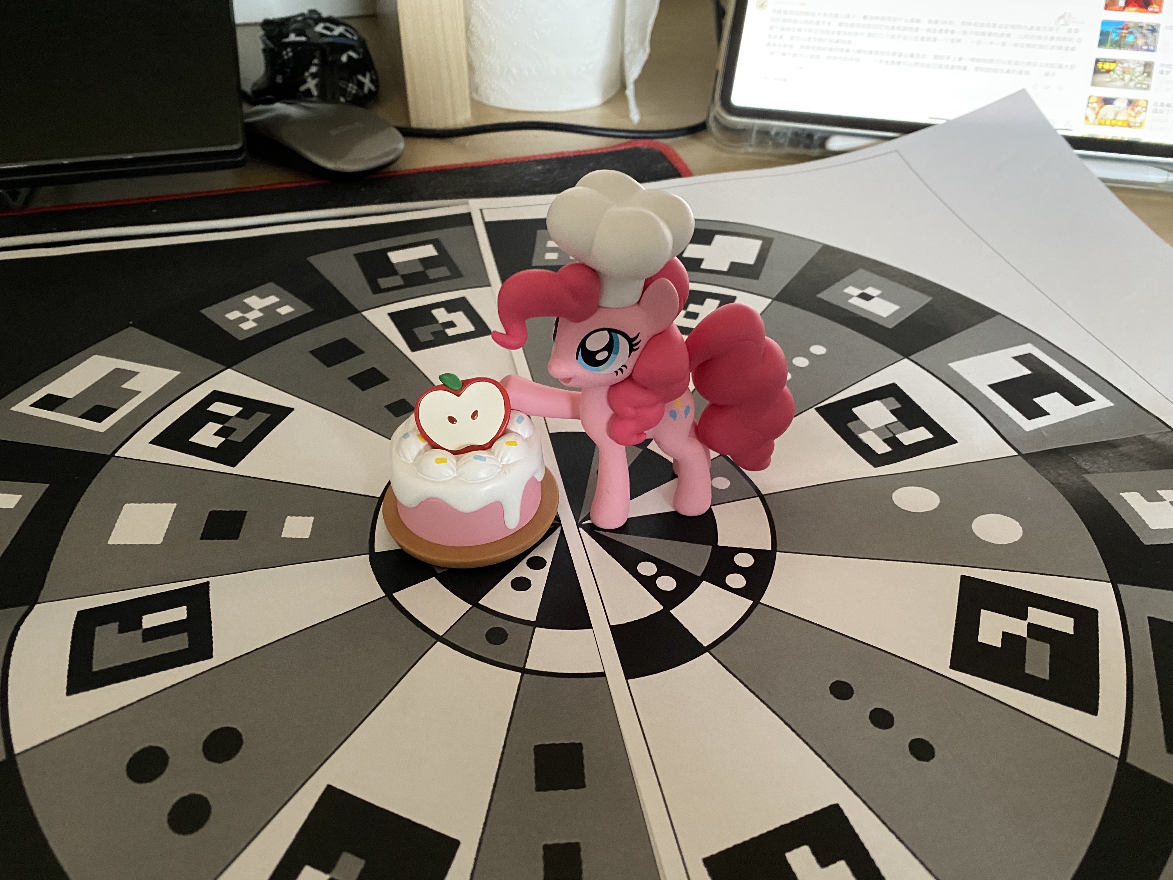 Scanning proccess of the pony figure